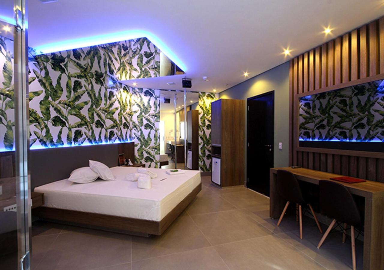 Motel Black Horse Cotia  Exterior foto