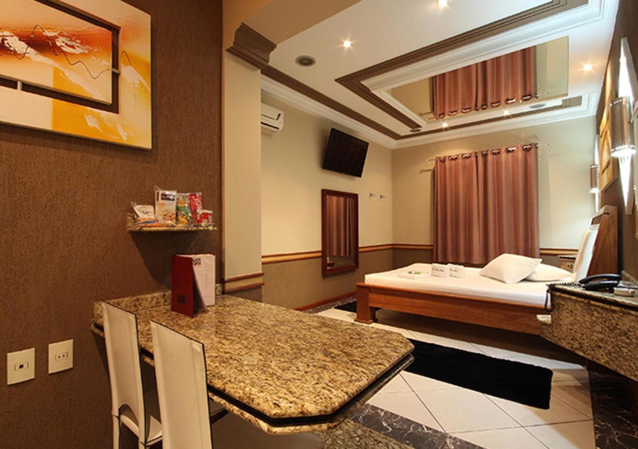 Motel Black Horse Cotia  Exterior foto